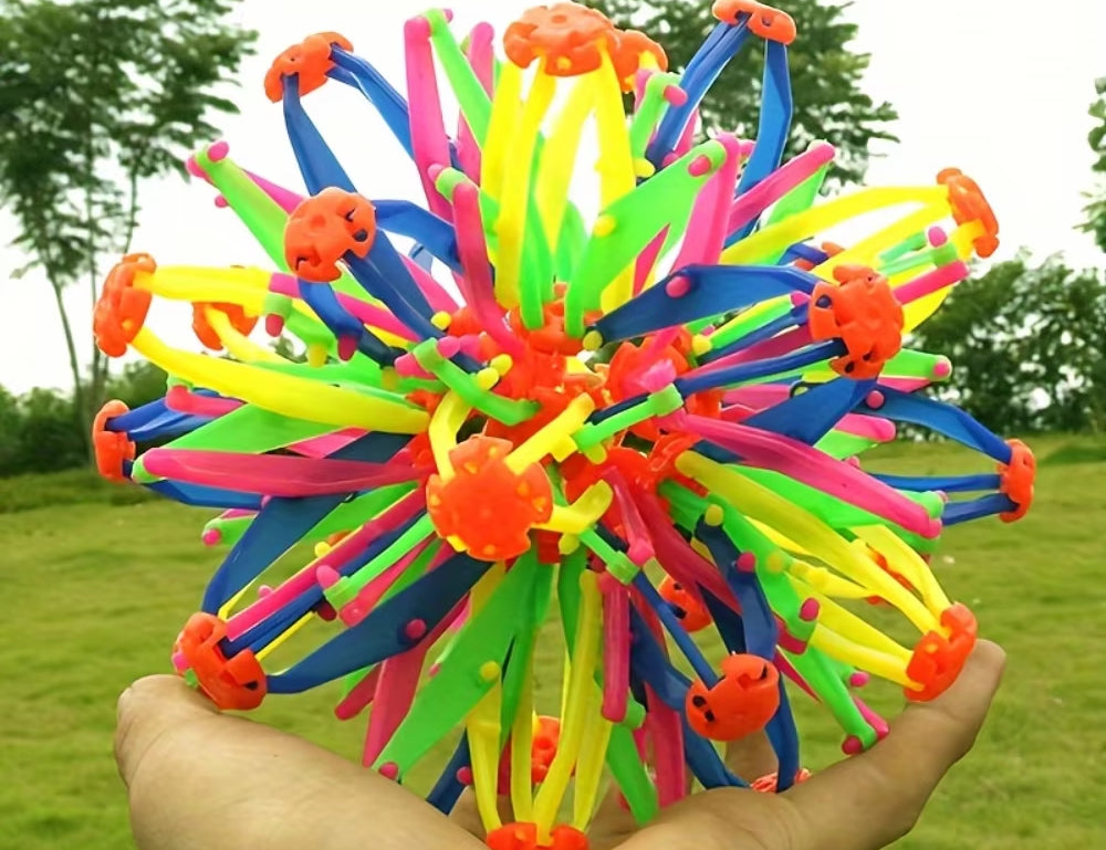 Large Retractable Balls, a Blooming Ball That Can Be Enlarged or Reduced, an Outdoor Toy Shrinking Ball or Expanding Ball